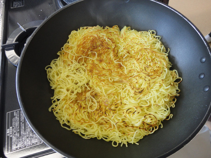 人気 揚げ麺 フライパン